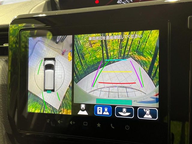 【全方位モニター用カメラ】専用のカメラにより、上から見下ろしたような視点で360度クルマの周囲を確認することができます☆死角部分も確認しやすく、狭い場所での切り返しや駐車もスムーズに行えます。