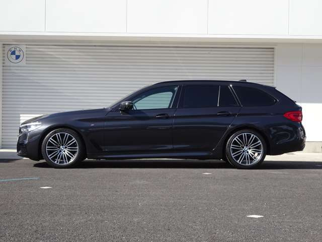 5シリーズツーリング523d Mスポーツ