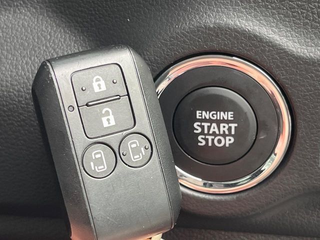 �y�L�[���X�X�^�[�g�V�X�e���z�J�o����|�P�b�g�ɓ��ꂽ�܂܂ł��h�A�̎{���E�������\�ȃX�}�[�g�L�[�𑕔��B�G���W���̃I���E�I�t�����J�M�����o���K�v����������Ƃ��Ă��֗��ł���