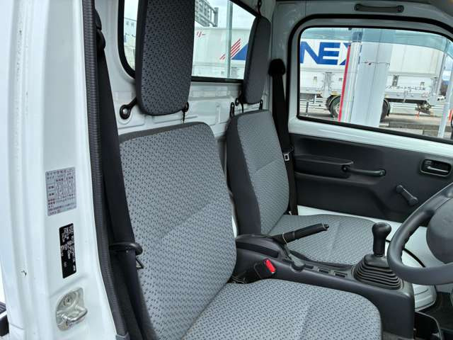 NT100クリッパーDX 4WD