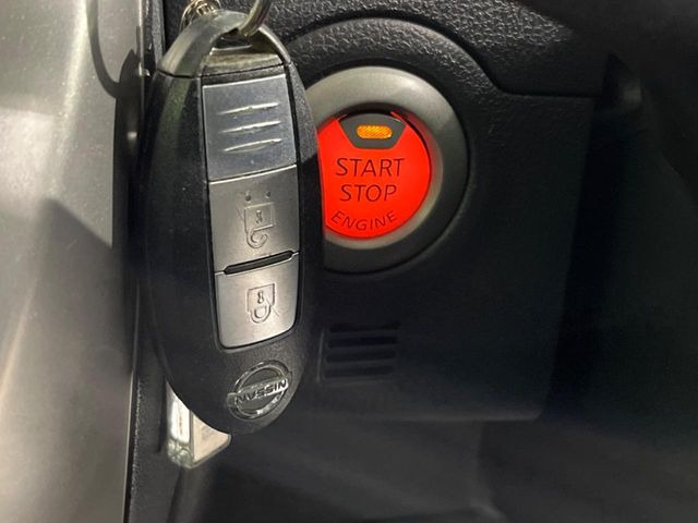 �y�C���e���W�F���g�L�[�z�J�o����|�P�b�g�ɓ��ꂽ�܂܂ł��h�A�̎{���E�������\�ȃX�}�[�g�L�[�𑕔��B�G���W���̃I���E�I�t�����J�M�����o���K�v����������Ƃ��Ă��֗��ł���