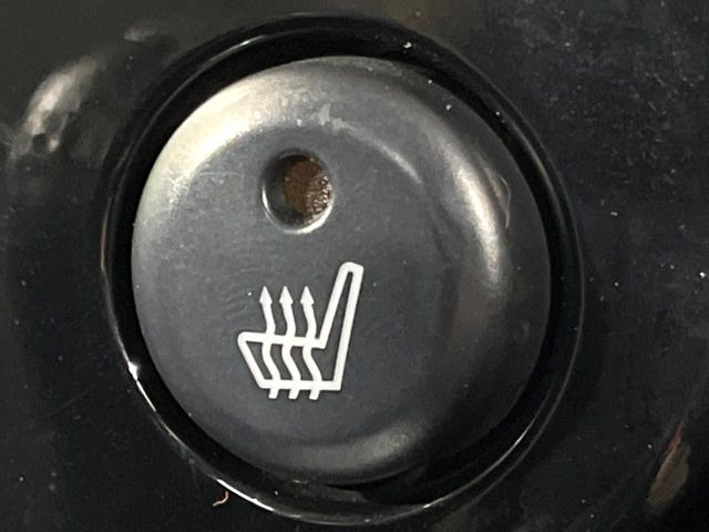 �y�V�[�g�q�[�^�[�z�������ɏd�󂷂�V�[�g�q�[�^�[!�G�A�R����葁�����܂��Ă����̂Ŋ�����̐l�����S�ł��ˁ�G�A�R���̉����͊������邩����A�Ƃ������ɂ����������߂ł��B