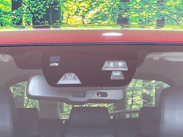 �y�X�}�[�g�u���[�L�T�|�[�g�z���s���ɑO���̎ԗ�����F�����A�Փ˂������Ȏ��͌x��ƃu���[�L�ŏՓˉ���Ɣ�Q�y�����A�V�X�g�B�����S�Ƀh���C�u�����y���݂��������܂��B