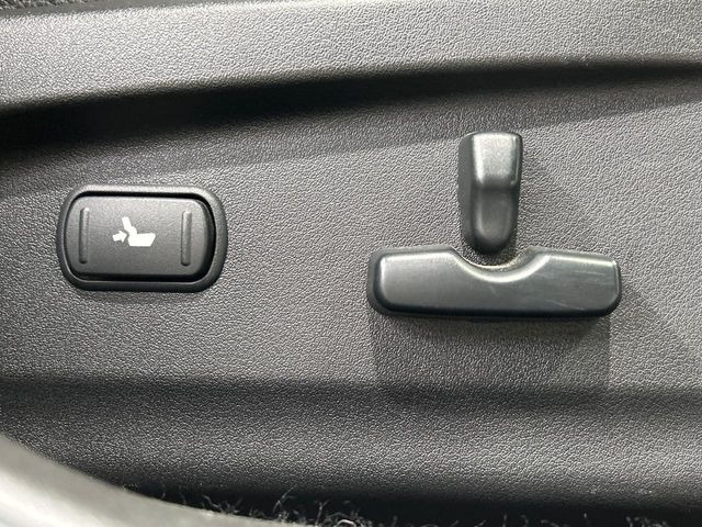 �y�p���[�V�[�g�z�X�C�b�`��ŊȒP�ɃV�[�g�̔��������\!�d��������͂�����܂���!���K�ȃV�[�g�|�W�V�����ɃZ�b�g���āA���K�ȃh���C�u�����y���݂��������B