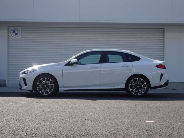 2シリーズグランクーペ220d Mスポーツ