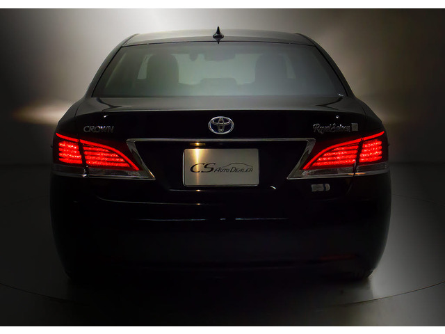 ★テールスモークやLED加工、マフラー、ルーフスポイラー、エアロパーツなど取り付け承ります!