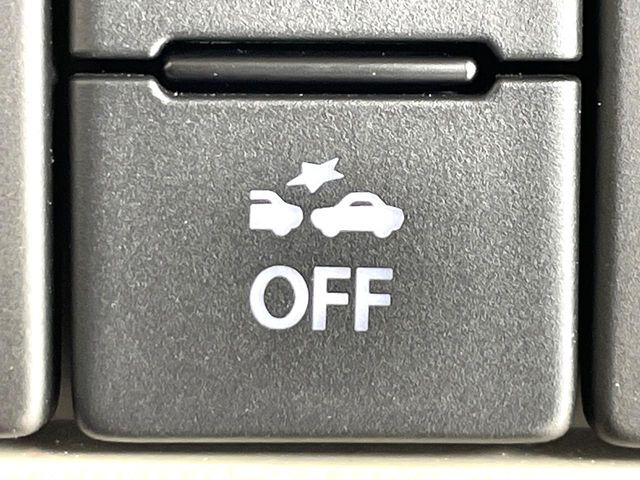 �y�X�Y�L �Z�[�t�e�B�T�|�[�g�z���s���ɑO���̎ԗ�����F�����A�Փ˂������Ȏ��͌x��ƃu���[�L�ŏՓˉ���Ɣ�Q�y�����A�V�X�g�B�����S�Ƀh���C�u�����y���݂��������܂��B