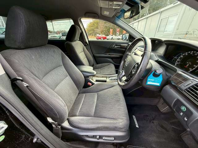 �C�ɂȂ邨�Ԃ�����܂�����E�̓d�b�ԍ����璼�ڂ��X�ɂ��₢���킹���������B�x�����@����ԗ����A��Ԃ܂łȂ�ł������������Ē����܂��B�X�^�b�t�ꓯ���A�����҂����Ă���܂��B