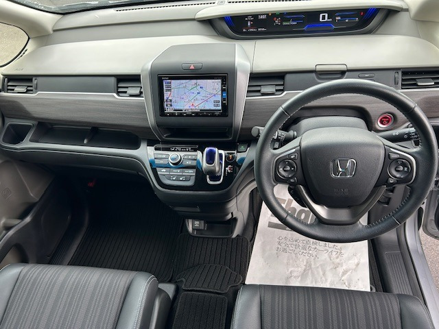 フリード1.5 ハイブリッド G ホンダセンシング 4WD