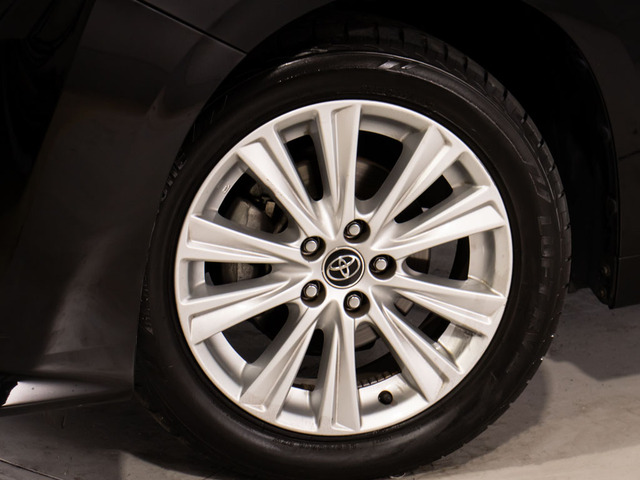 ★各種カスタム!★エアロ取付、社外アルミホイール換装承っております!