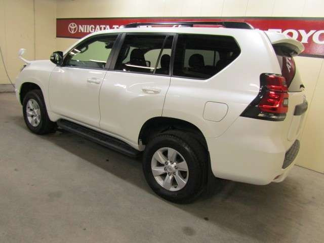 ランドクルーザープラド2.7 TX 4WD