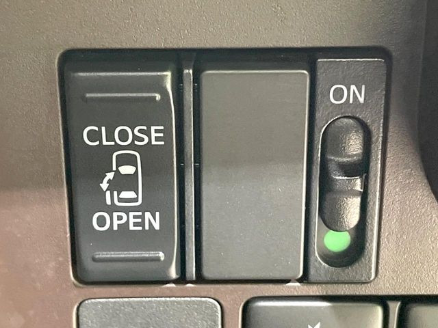 �y�p���[�X���C�h�h�A�z�X�}�[�g�L�[��^�]�Ȃ̃X�C�b�`�ŃX���C�h�h�A�̊J���\���d��������͂����ăh�A���J����K�v�������A���������q�l�ł��A�d���ו��������Ă��鎞�����N�ɊJ���߂ł��܂���