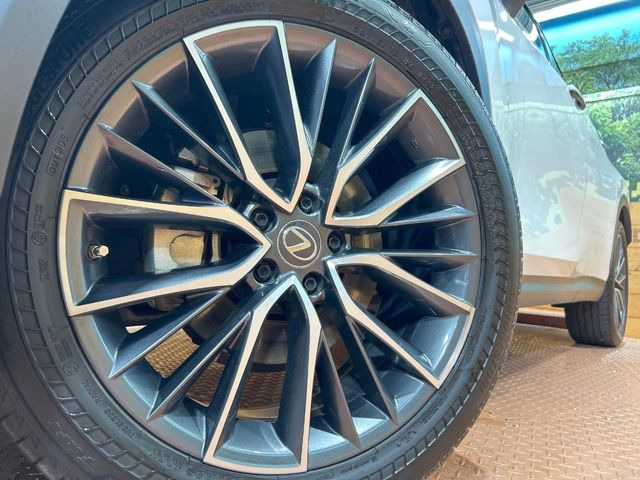 �y�����I�v�V����20�C���`�A���~�z�C�[���z�����I�v�V�����z�C�[���𑕒��B���s���\�̌���ɉ����A�O�ς����X�^�C���b�V���ɂȂ��Ă��܂��B