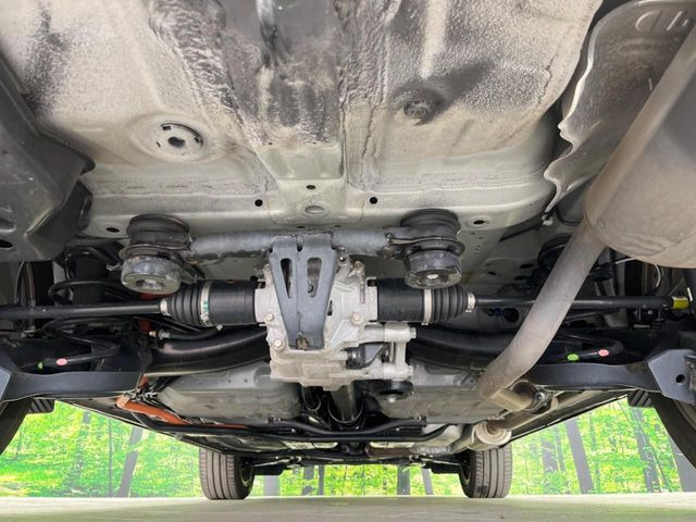 下回りがきれいなうちに、防錆加工の施工がオススメ。降雪地域はもちろん、沿岸部にお住いの方や、趣味でマリン・ウィンタースポーツをされる方にご好評いただいております。