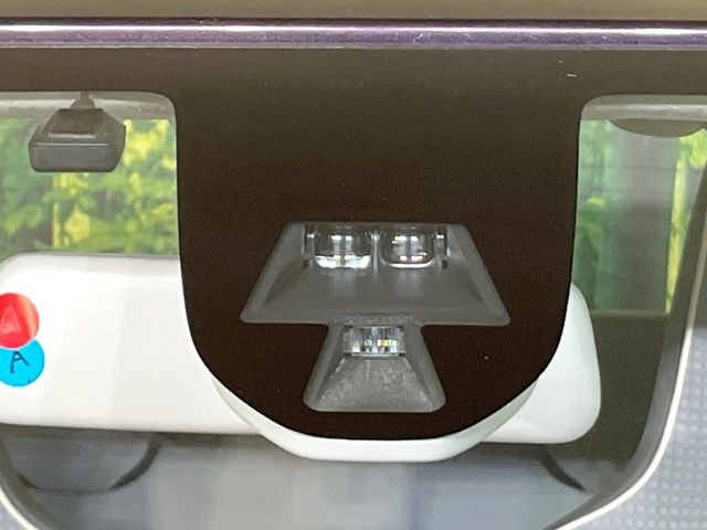 �y�X�Y�L �Z�[�t�e�B�T�|�[�g�z���s���ɑO���̎ԗ�����F�����A�Փ˂������Ȏ��͌x��ƃu���[�L�ŏՓˉ���Ɣ�Q�y�����A�V�X�g�B�����S�Ƀh���C�u�����y���݂��������܂��B