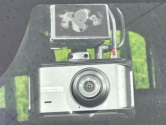 �y�h���C�u���R�[�_�[�z�h���C�u���R�[�_�[����!���s���͂������A������^�]�⎖�̂ɑ��������ہA�f���ŋL�^���A����̃��X�N�ɔ����܂��B���L�^�pSD�J�[�h�͂��q�l�����g�ł��������������K�v������܂��B