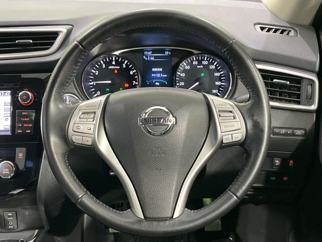 �y�N���[�Y�R���g���[���z�������H�����N���N���s�B�A�N�Z���𗣂��Ă���葬�x�ő��s���ł��A�������^�]���̕��S���y��!�����E�������ȒP�ȃX�C�b�`����Œ����ł��܂��B