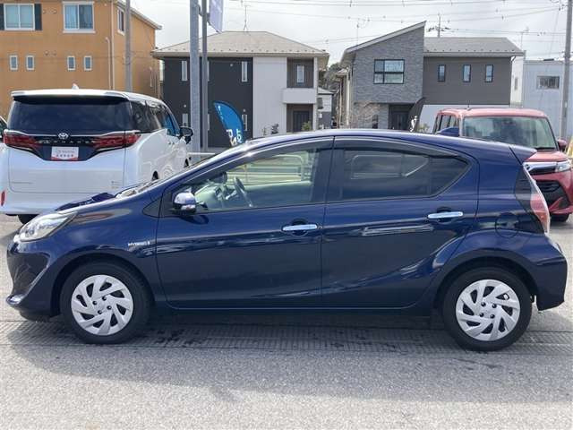 アクア1.5 S スタイルブラック