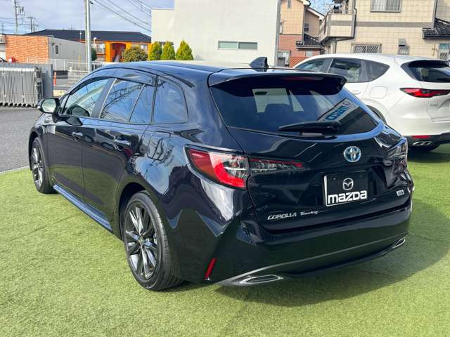 カローラツーリング1.8 ハイブリッド W×B