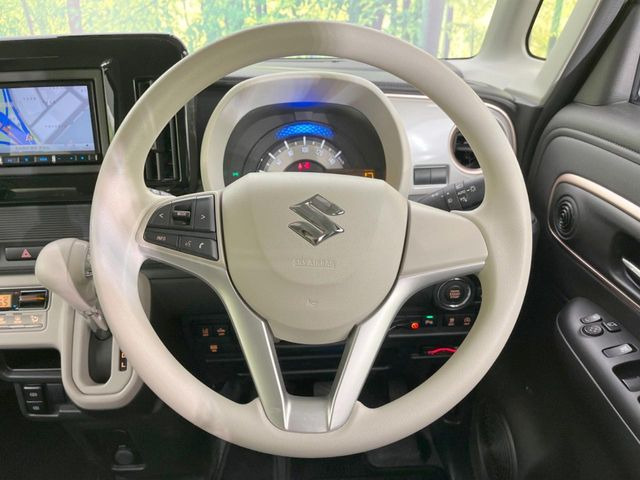 �y�����v�����X�e�A�����O�z�㎿�Ȋv���g�p���邱�ƂŁA��ɂ����������݂ƂĂ��^�]���₷���n���h���ł���