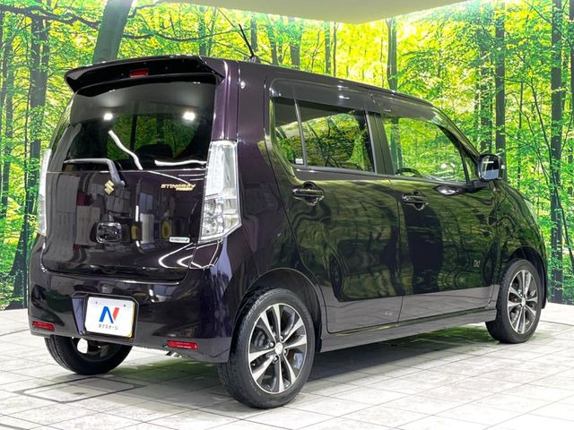 ☆全国のネクステージからお取り寄せが可能※!遠方の店舗に展示してあるクルマが気になる場合も、最寄りの店舗でご覧いただくことが可能です!是非私たちに要望をお聞かせください!※別途費用