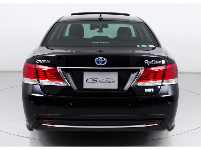 フルエアロが装着されています!お好みはいかがですか?今付いているデザイン以外にも、各ブランドのエアロを格安にてお取付け出来ます!又、エアロを外してノーマル状態にする事も出来ます!!