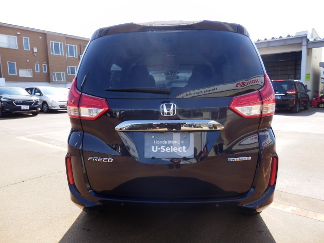 フリード1.5 ハイブリッド G ブラックスタイル 4WD