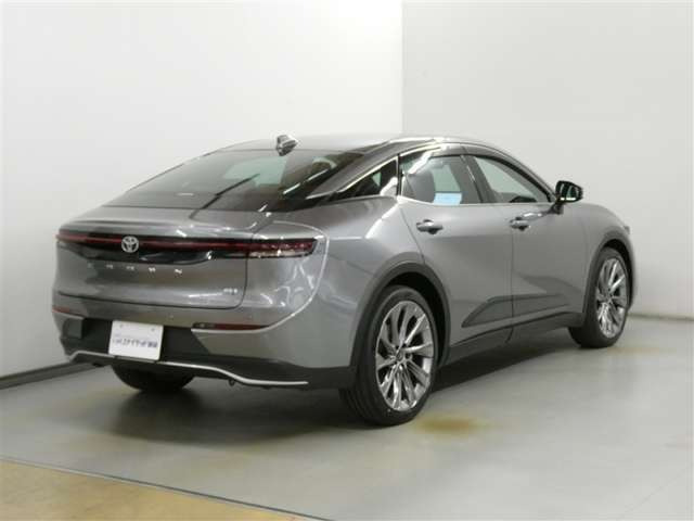 クラウンクロスオーバー2.5 G アドバンスト レザー パッケージ E-Four 4WD