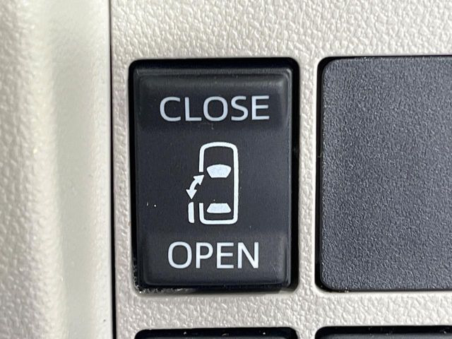 �y�p���[�X���C�h�h�A�z�X�}�[�g�L�[��^�]�Ȃ̃X�C�b�`�ŃX���C�h�h�A�̊J���\���d��������͂����ăh�A���J����K�v�������A���������q�l�ł��A�d���ו��������Ă��鎞�����N�ɊJ���߂ł��܂���