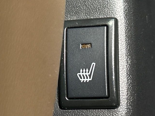 �y�V�[�g�q�[�^�[�z�������ɏd�󂷂�V�[�g�q�[�^�[!�G�A�R����葁�����܂��Ă����̂Ŋ�����̐l�����S�ł��ˁ�G�A�R���̉����͊������邩����A�Ƃ������ɂ����������߂ł��B