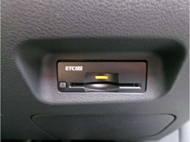 エクストレイル1.5 X e-4ORCE 4WD