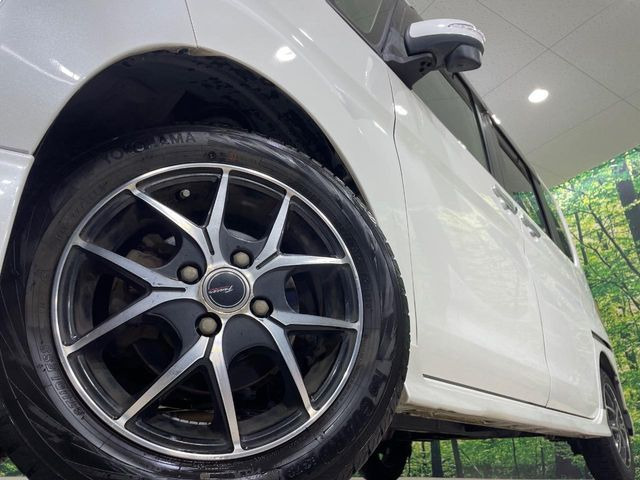 �y14�C���`�A���~�z�C�[���z�O�ςɃ}�b�`�����A���~�z�C�[���𑕒����Ă���܂��B�e��A���~�z�C�[����A�X�^�b�h���X�^�C�����戵�����Ă���܂��B���񂲑��k����������