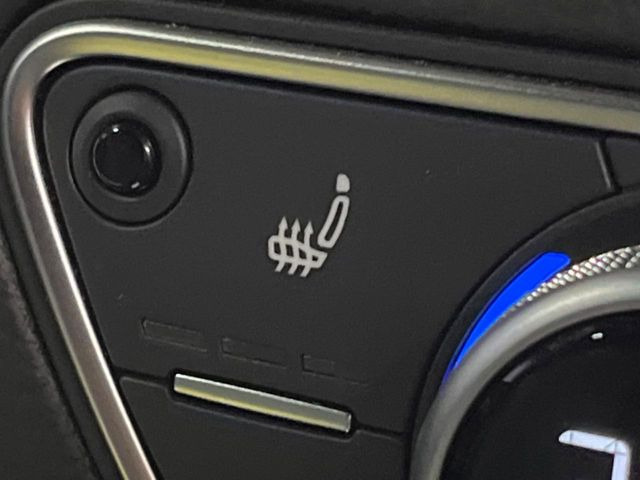 ���S�ȃV�[�g�q�[�^�[:���������ӂ�郌�U�[�V�[�g�ɁA�O�ȁE��ȂɃV�[�g�q�[�^�[�𓋍ڂ��Ă���܂��B