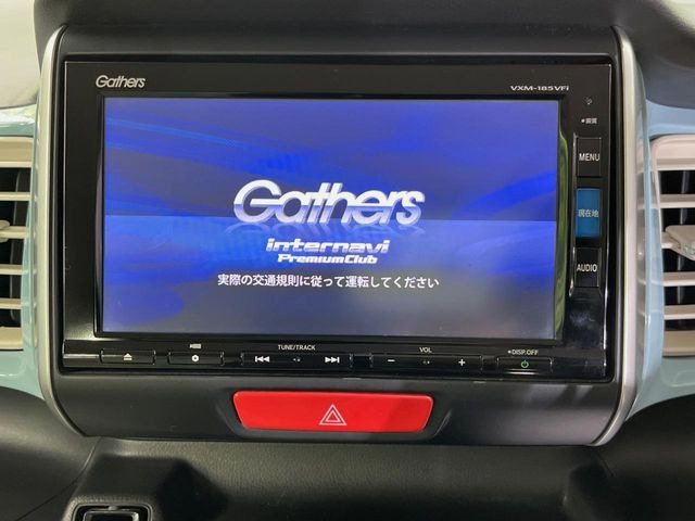 �y�����i�r�z�l�C�̏����i�r�𑕔����Ă���܂��B�i�r�̎g���₷���͂������A�I�[�f�B�I�@�\���[��!�L�����v�◷�s�͂������A�ʋ΂┃�����ȂǕ��i�̃h���C�u���y�����Ȃ�͂���