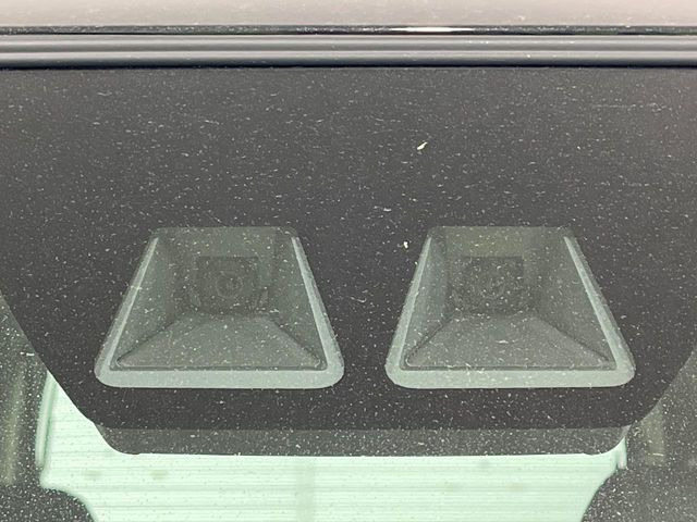 �y�X�}�[�g�A�V�X�g�z���s���ɑO���̎ԗ�����F�����A�Փ˂������Ȏ��͌x��ƃu���[�L�ŏՓˉ���Ɣ�Q�y�����A�V�X�g�B�����S�Ƀh���C�u�����y���݂��������܂��B