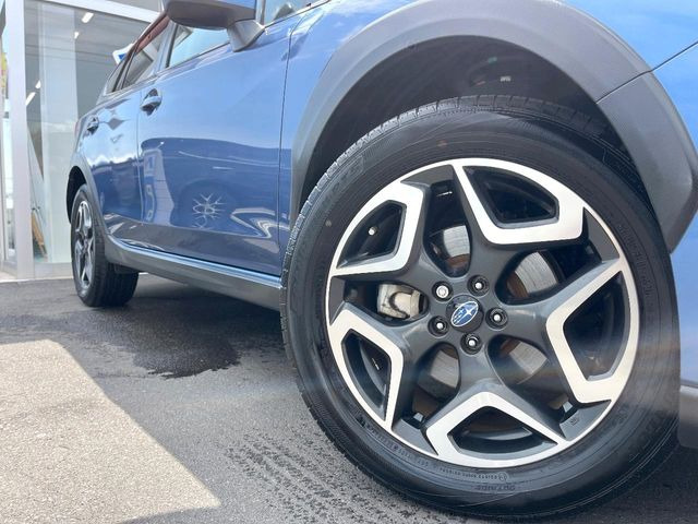 �y�����A���~�z�C�[���z�O�ςɃ}�b�`���������A���~�z�C�[���𑕒����Ă���܂��B�e��ЊO�A���~�z�C�[����A�X�^�b�h���X�^�C�����戵�����Ă���܂��B���񂲑��k����������