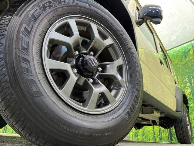 �y����15�C���`�A���~�z�C�[���z�O�ςɃ}�b�`���������A���~�z�C�[���𑕒����Ă���܂��B�e��ЊO�A���~�z�C�[����A�X�^�b�h���X�^�C�����戵�����Ă���܂��B���񂲑��k����������