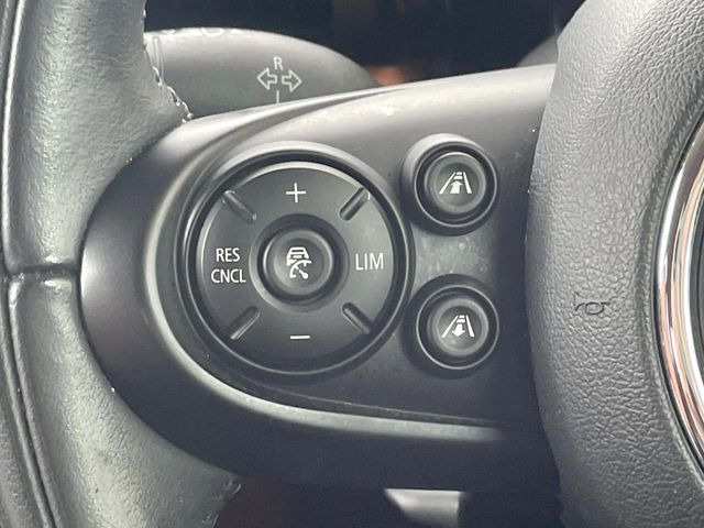 �����[�_�[�N���[�Y�R���g���[��:�O�̎ԂƂ̎Ԋԋ��������ɂƂ�A��葬�x�Ŏ������s���Ă���鎟����̃N���[�Y�R���g���[��!��ɍ������H�⎩���Ԑ�p���H�Ŏg�p����֗��ȋ@�\�ł�!