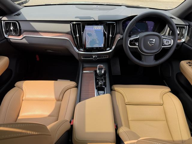 V60クロスカントリーアルティメット B5 AWD 4WD