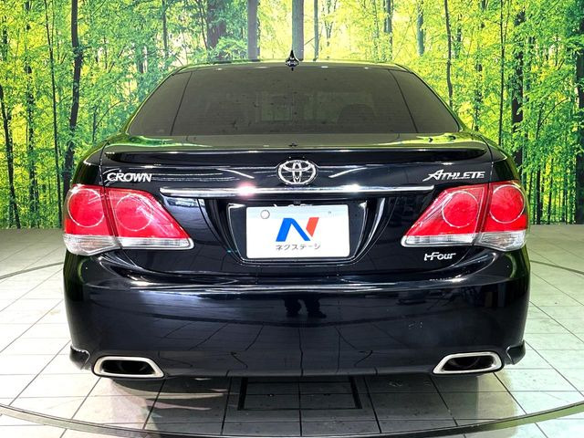 安心の最長10年・走行無制限保証(有償)をご用意。保証内容も充実はもちろん、無料点検&オイル交換や、年中無休の全国・24時間ロードサービスも付帯されておりますのでご安心下さい。