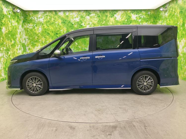 セレナ1.4 e-POWER AUTECH