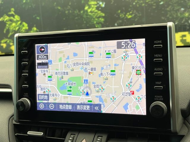 【9型ナビ機能付きディスプレイオーディオ】ナビ機能搭載の他、お持ちのスマートフォンと連携して、ナビやbluetoothでの音楽再生が可能です♪デザインはもちろん操作性も良好!