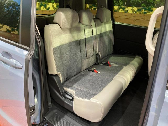 ���i���ȃI���W�i���t���A�}�b�g���I�v�V�����ɂĂ��p�ӂ��Ă���܂��B���D���ȃf�U�C����J���[�����Ԃɍ��킹�đI��ł����������Ƃ��ł��܂���