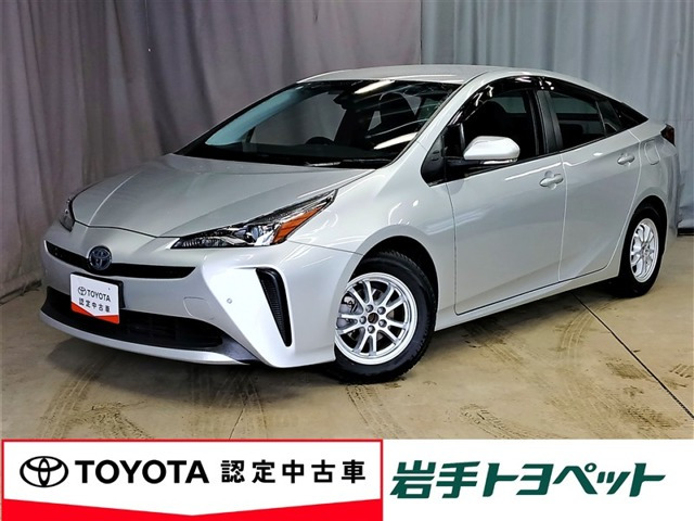 プリウス1.8 S E-Four 4WD