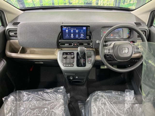 フリード1.5 e:HEV エアー EX