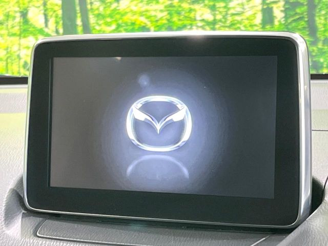 �y�����i�r�z�l�C�̏����i�r�𑕔����Ă���܂��B�i�r�̎g���₷���͂������A�I�[�f�B�I�@�\���[��!�L�����v�◷�s�͂������A�ʋ΂┃�����ȂǕ��i�̃h���C�u���y�����Ȃ�͂���