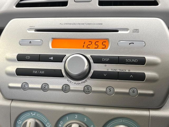 お好きな音楽を車内でお楽しみいただけます♪スピーカー交換・ウーハー追加などの音質向上や、最新ナビ・後席モニター等の取り付けも是非ご相談ください!