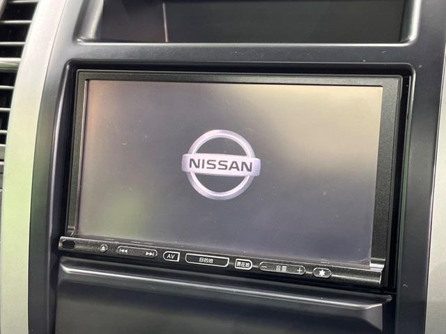 �y�����i�r�z�l�C�̏����i�r�𑕔����Ă���܂��B�i�r�̎g���₷���͂������A�I�[�f�B�I�@�\���[��!�L�����v�◷�s�͂������A�ʋ΂┃�����ȂǕ��i�̃h���C�u���y�����Ȃ�͂���