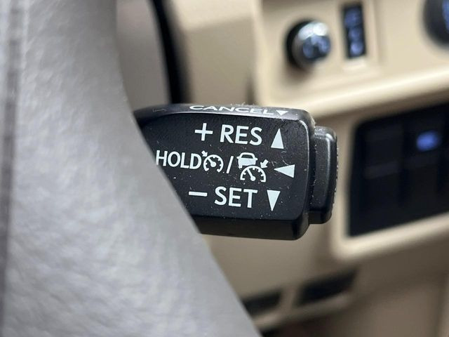 �y���[�_�[�N���[�Y�R���g���[���z�������H�ł̒��������s���y��!!�����ő��x��ۂN���[�Y�R���g���[�����A�Փˌy���V�X�e���ƘA�g���A�O���̎ԗ������m���ĎԊԂ�ۂ悤�ɑ��x���߂��Ă���܂�!!