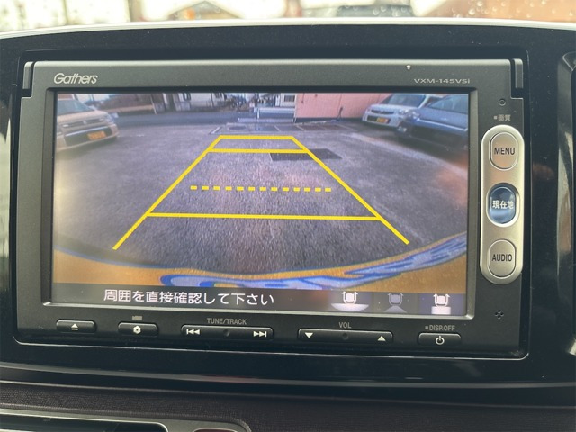 �o�b�N���j�^